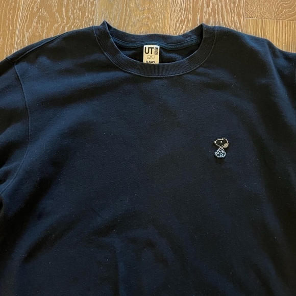 Uniqlo x Kaws x Peanuts limited edition sweatshirt - Picture 10 of 16